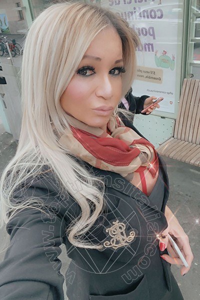 Foto selfie 384 di Pamy La Diva Stellare transex Losanna