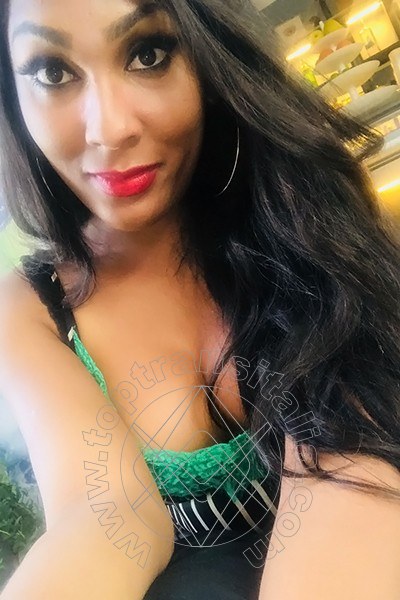 Foto selfie 10 di Thalita Top Xxxl transex Torino