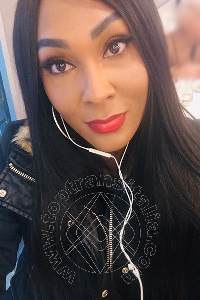 Foto selfie 8 di Thalita Top Xxxl transex Torino