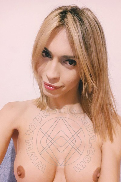 Foto selfie 38 di Amanda Sanchez transex Asti
