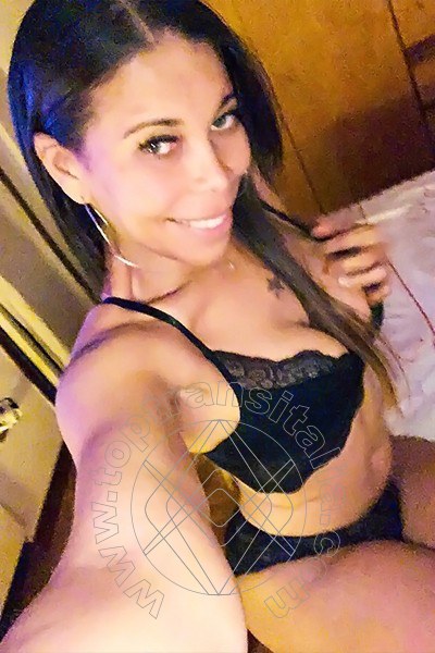 Foto selfie 23 di Lia Guimaraes transex Bologna