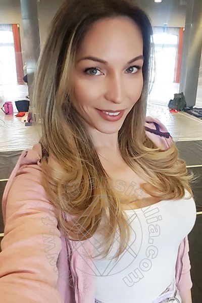 Foto selfie 32 di Laviny Albuquerque Pornostar transex Legnano