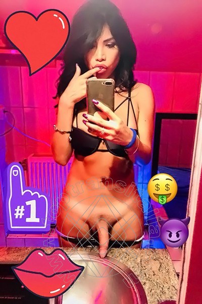 Foto selfie hot di Pamela transex Enniskillen