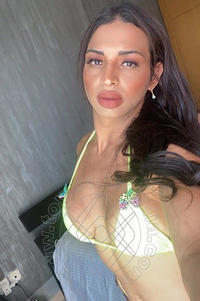 Foto selfie 6 di Aline Gomes Pornostar Xxl transex Londra