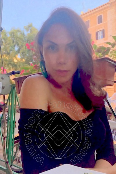 Foto selfie 25 di Isis Gatti transex Roma