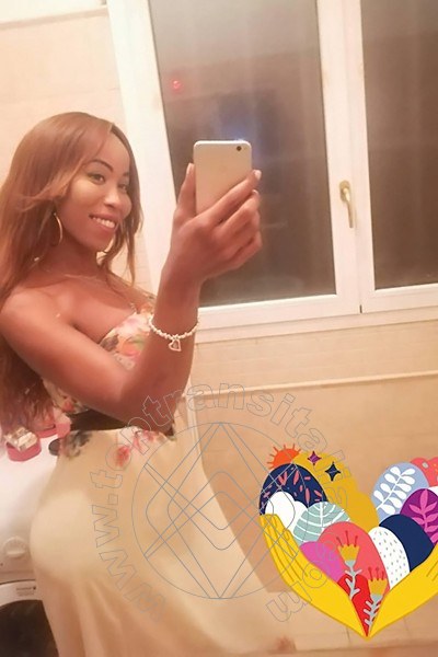 Foto selfie 12 di Leonna Pantera transex Roma