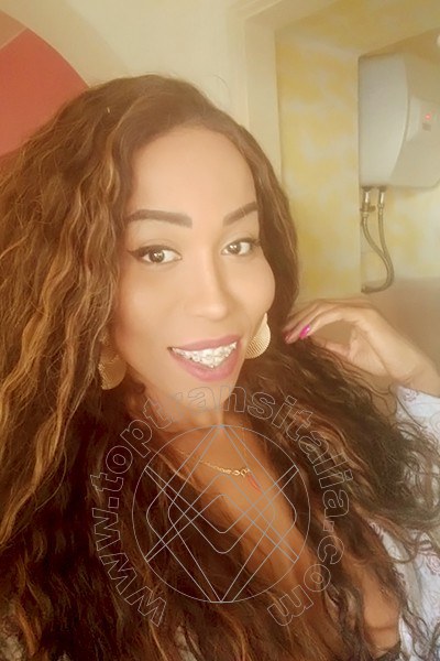 Foto selfie 56 di Leonna Pantera transex Roma