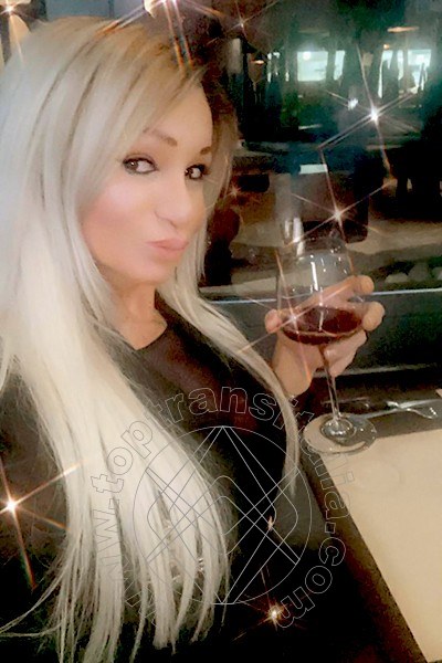 Foto selfie 330 di Pamy La Diva Stellare transex Losanna