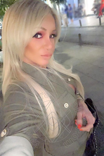 Foto selfie 323 di Pamy La Diva Stellare transex Losanna