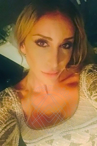 Foto selfie 2 di Miss Lena transex Wiesbaden