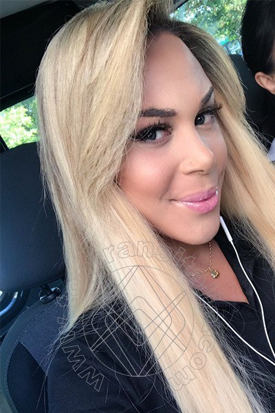 Foto selfie 12 di Miss Valentina Bigdick transex Varese