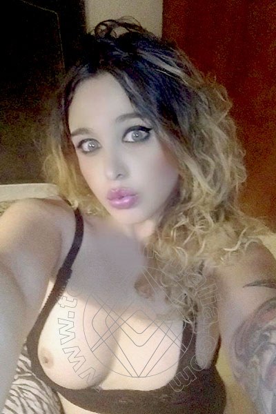 Foto selfie 66 di Rossana Bulgari transex Foggia