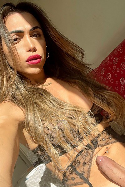 Foto selfie hot 12 di Nina La Vera Dea transex Ginevra