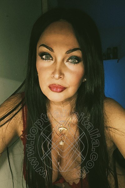 Foto selfie 32 di Dayane Callegare Pornostar transex Albissola Marina