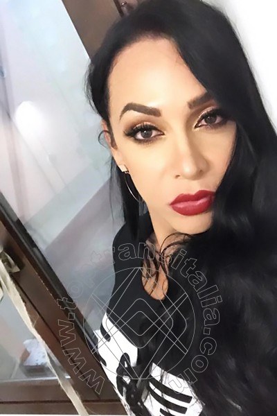Foto selfie 55 di Gina Latina transex Brescia