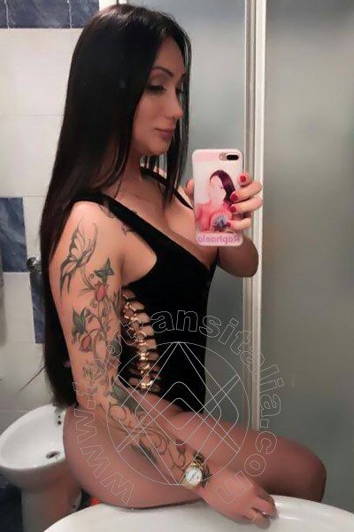 Foto selfie 39 di Raphaela Martins Pornostar transex Albisola Superiore