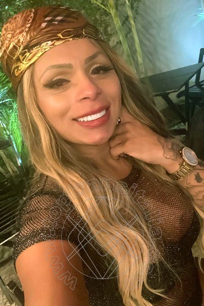 Foto selfie 25 di Thayla Santos Pornostar transex Milano