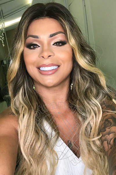 Foto selfie 31 di Thayla Santos Pornostar transex Milano