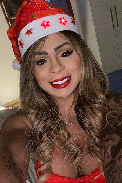 Foto selfie 21 di Thayla Santos Pornostar transex Milano