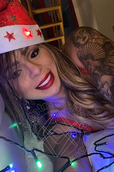 Foto selfie 18 di Thayla Santos Pornostar transex Milano