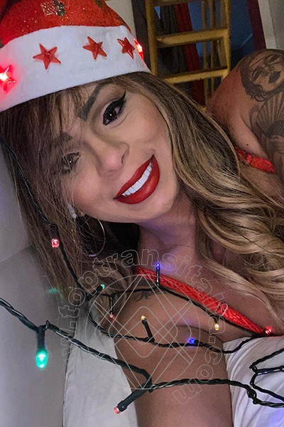 Foto selfie 17 di Thayla Santos Pornostar transex Milano