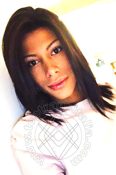 Foto selfie 66 di Miriany Ribeiro Pornostar transex Perugia