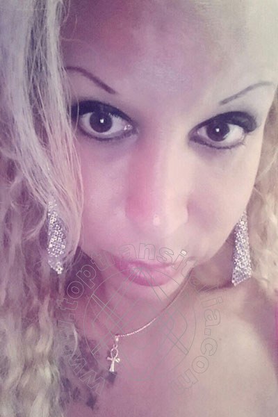 Foto selfie 31 di Barby Piel Morena Latina transex Hannover