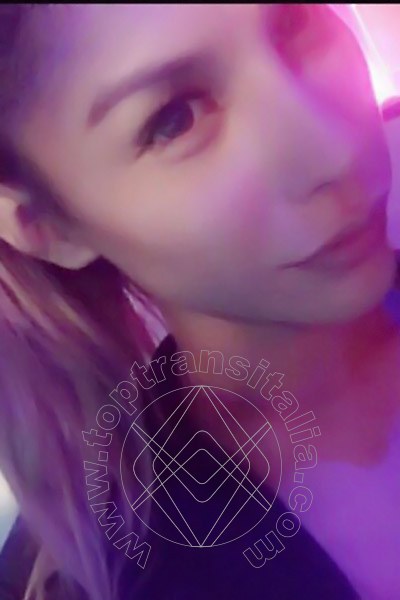 Foto selfie di Nina La Bambola Asiatica transex Bologna