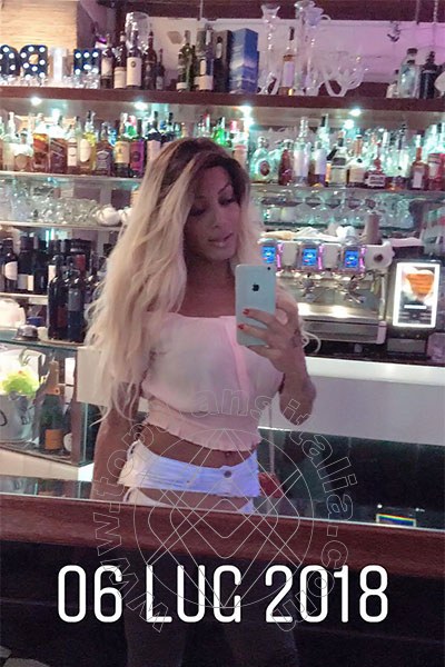 Foto selfie 21 di Camilla Brazil transex Roma