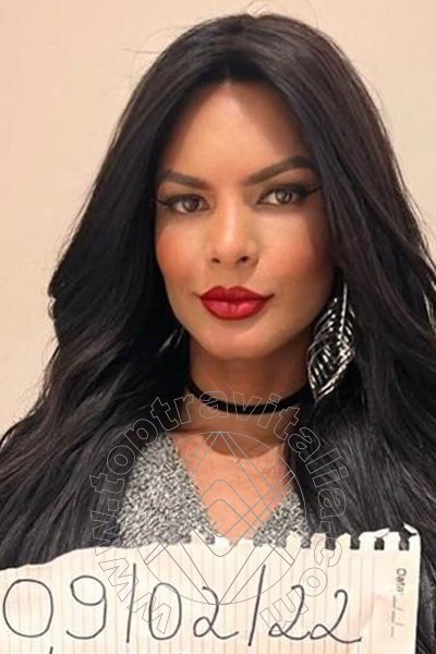Foto selfie 3 di Sabrina Morais Xxxl transex San Giuliano
