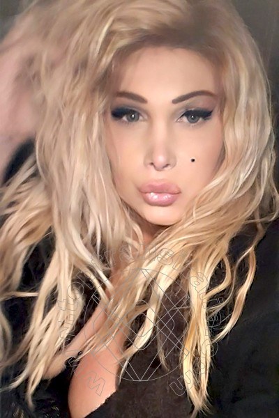 Foto selfie 23 di Yasmin Angel transex Lido Di Dante