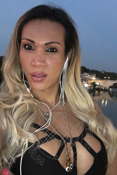 Foto selfie 97 di Jhoany Wilker Pornostar transex Bari
