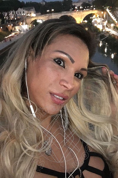 Foto selfie 96 di Jhoany Wilker Pornostar transex Bari