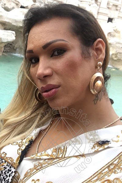 Foto selfie 73 di Jhoany Wilker Pornostar transex Roma
