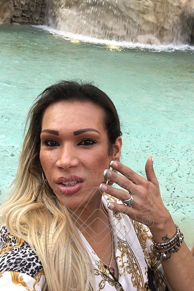 Foto selfie 79 di Jhoany Wilker Pornostar transex Bari