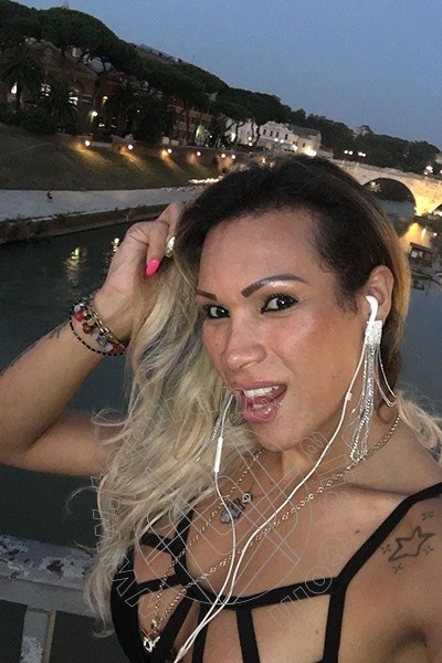 Foto selfie 59 di Jhoany Wilker Pornostar transex Roma