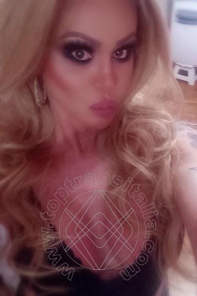 Foto selfie 9 di Evelyn Braga transex Dundalk