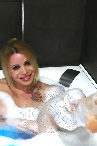 Foto selfie 16 di Hisabelly Spears Pornostar transex Saint-raphaël