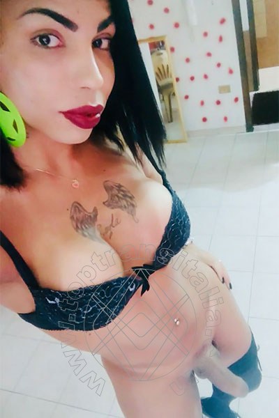 Foto selfie hot 5 di Rayla Rios transex Roma