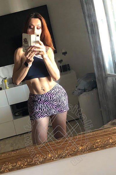 Foto selfie 32 di Giselly Kherllakian transex Colonnella