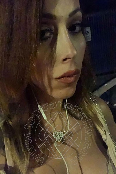 Foto selfie 14 di Giselly Kherllakian transex Colonnella