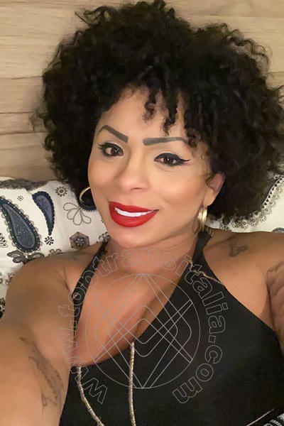 Foto selfie 10 di Thayla Santos Pornostar transex Milano