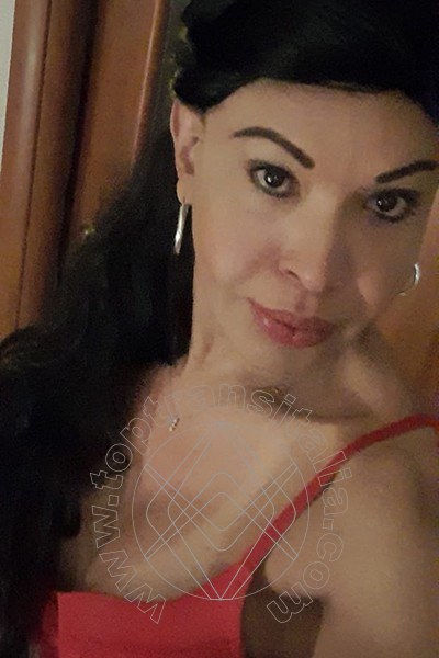 Foto selfie 101 di Tainá Oliveira transex Prato
