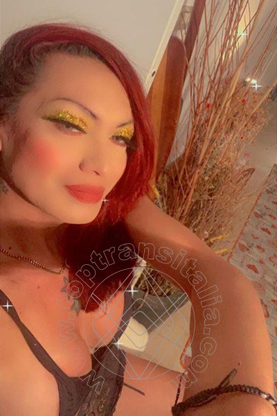 Foto selfie di Kamilla Bustamante transex Almería