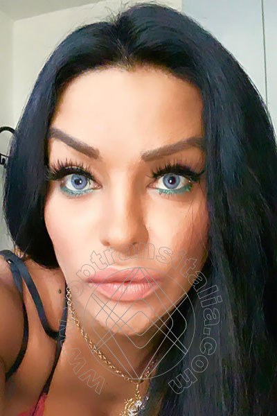 Foto selfie 26 di Ingrid Lemos transex Roma