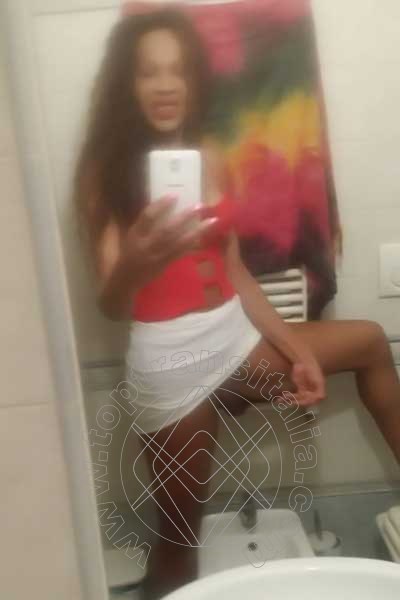 Foto selfie hot 11 di Deborah Ts transex Cinisello Balsamo