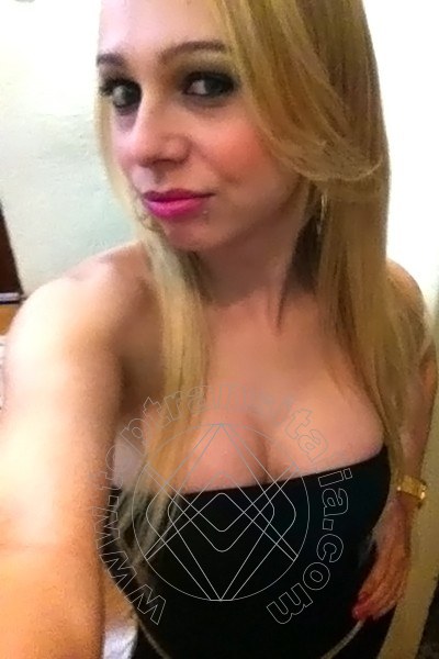 Foto selfie 39 di Michelly Ximenez Pornostar transex Parma