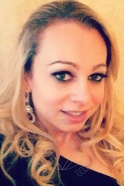 Foto selfie 40 di Michelly Ximenez Pornostar transex Parma