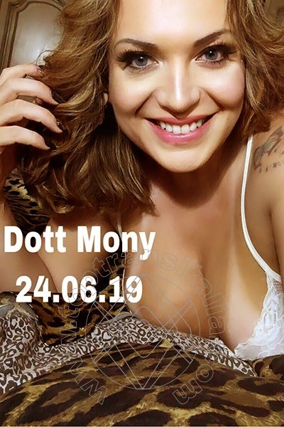 Foto selfie 88 di Dottoressa Mony transex Asti