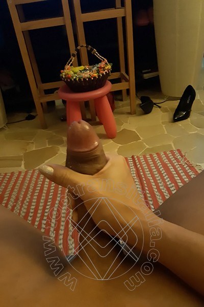 Foto selfie hot 3 di Izabelli Frazao Pornostar transex Bologna